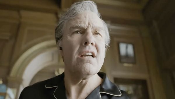 Tranformasi Mengejutkan Tom Cruise Berubah Jadi Kakek-kakek, Tak Dikenali