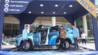 Kata Toyota soal Innova Zenix Dipakai Buat Armada Blue Bird
