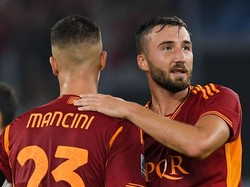 Roma Perpanjang Kontrak Mancini dan Cristante