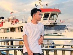 Dari Gaming ke Tarik Suara, Kreator Falintino Rilis Debut Di Balik Layar