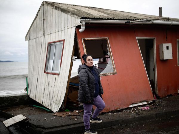 Gelombang Besar Terjang Pesisir Chile, Warga Kehilangan Tempat Tinggal