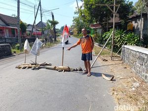 Jembatan di Blitar Retak Diduga Sering Dilewati Kendaraan Overload