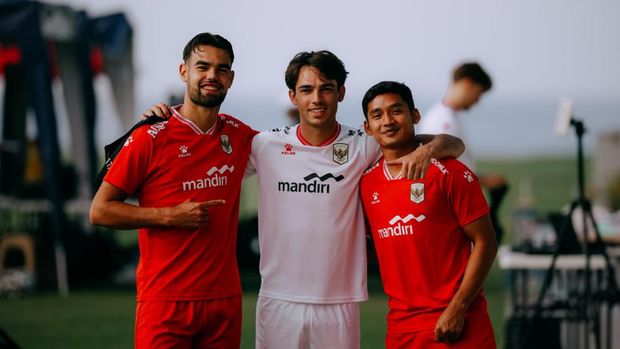 Jens Raven, Tim Geypens, dan Kadek Agung Widnyana. Tiga pemain Bali United yang saat ini tergabung di pemusatan latihan Timnas Indonesia. (Foto: Dok. Bali United)