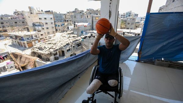 Kehilangan Kedua Kaki Tak Padamkan Mimpi Atlet Palestina