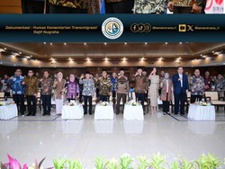 Kementrans Raih WTP Perdana, Mentrans Tekankan Transparansi Kelola Anggaran