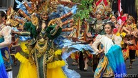 Angkat Tema Perang Bayu, Banyuwangi Ethno Carnival 2026 Resmi Dibuka