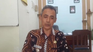 Kepergok Main Game Saat Rapat, Camat Madiun Ngaku Buat Hilangkan Penat
