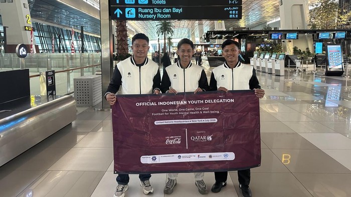 Elang Cikal Brajananta dari STKIP Pasundan dan M. Elyas Aryo Saputro dari Institut Teknologi Bandung (ITB). Keduanya merupakan mahasiswa yang berasal dari ekosistem Liga Universitas Coca-Cola.