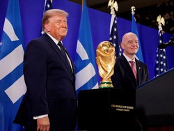Trump: AS Harus Jadi Tuan Rumah Piala Dunia Lagi, Tanpa Meksiko-Kanada