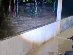Anomali Banjir di Tengah Kemarau