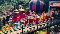 Warna-warni Budaya Dunia di Bawah Sejuknya Lembang
