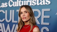 Mandy Moore Pamer Kulit Bergelambir Usai Punya 3 Anak