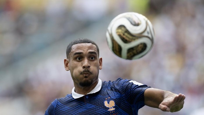 MIAMI GARDENS, FLORIDA - JULY 18: Maxence Lacroix #26 of France controls the ball in the air during the FIFA World Cup 2026 Bronze Medal Match match between France and England at Miami Stadium on July 18, 2026 in Miami Gardens, Florida. (Photo by Mic