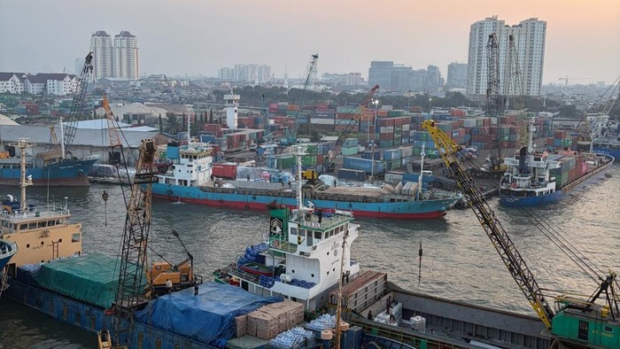 Jalan Kaki Menyusuri Sunda Kelapa