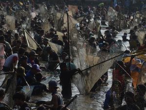 Duka di Tengah Meriahnya Festival Memet Ikan Klaten