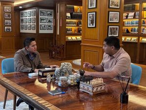 Seskab dan Menteri Ara Bahas Target Pemerintah Renovasi 400 Ribu Rumah di 2026