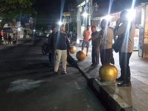 Bondet Meledak Saat Sekelompok Pemuda Main Bola Jalanan di Probolinggo