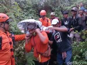 Pendaki Kelelahan hingga Pingsan di Gunung Agung Meninggal Dunia
