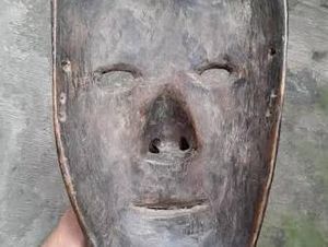 Mengenal Topeng Loncek, Warisan Leluhur Dayak Kanayatn dari Kubu Raya