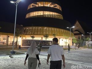 Antusiasme Warga Banjarmasin Jelang Nobar Final Piala Dunia di Tugu Nol KM