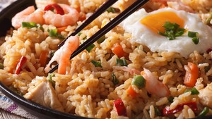 Nasi Goreng Bukan? Ini Juara Hidangan Nasi Terenak di Indonesia