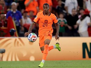 AS Roma Lagi Upayakan Transfer Summerville
