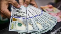 Rupiah Ditekan Dolar AS Usai Perry Warjiyo Mundur dari Gubernur BI