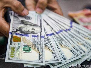 Dolar AS Menguat ke Level Rp 17.900-an