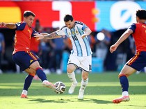 Video Statistik Mencolok Spanyol Vs Argentina: Messi Cs Dikurung