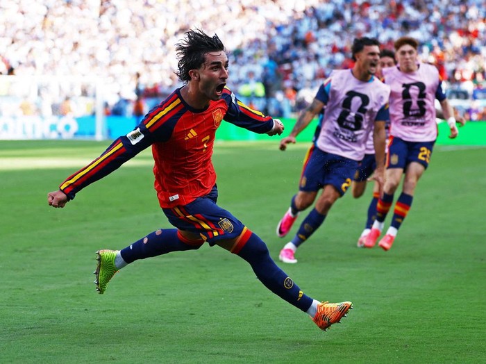 Soccer Football - FIFA World Cup 2026 - Final - Spain v Argentina - New York/New Jersey Stadium, East Rutherford, New Jersey, U.S. - July 19, 2026 Spain's Ferran Torres celebrates scoring their first goal REUTERS/Kai Pfaffenbach     TPX IMAGES OF THE DAY