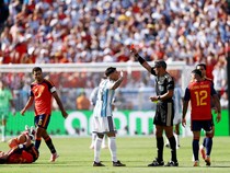 Video Daftar Pemain yang Dihukum FIFA Gegara Ribut di Final Piala Dunia