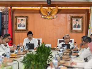 Mensos Minta Program Kemensos Lebih Terintegrasi hingga Berbasis Data