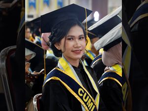 Diterima di BI Sebelum Lulus-Jadi Wisudawan Terbaik UPNV Jogja, Apa Kiat Bulan?