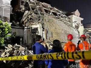 4 Orang Masih Terjebak di Ledakan Grand Polonia Medan, 2 Sudah Dievakuasi