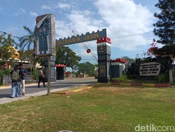 Bupati Lombok Barat Diduga Dititipkan di Mako Brimob Polda NTB