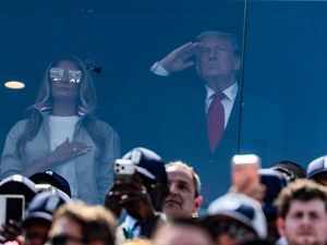 Melania Trump Muncul di Final Piala Dunia 2026, Disebut Melania Palsu