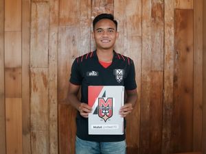 Pemain yang Besar di Pangkalan Bun, Ridho Syuhada Bertahan di Malut United