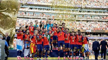 Pemain Spanyol Donasikan Bonus Juara Dunia ke Karyawan RFEF