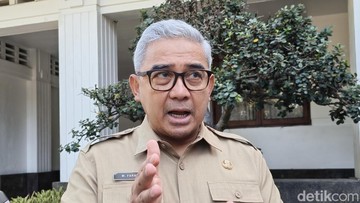 Walkot Farhan soal Sayembara Buru Begal Rp 50 Juta: Saya Ikut Gubernur, Titik