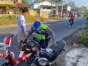 Lansia Pengendara Sepeda Listrik Tewas Tertabrak Motor di Kalinegoro Magelang