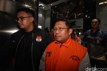 KPK Tahan Bupati Lombok Barat, Sita Uang Tunai Hasil OTT