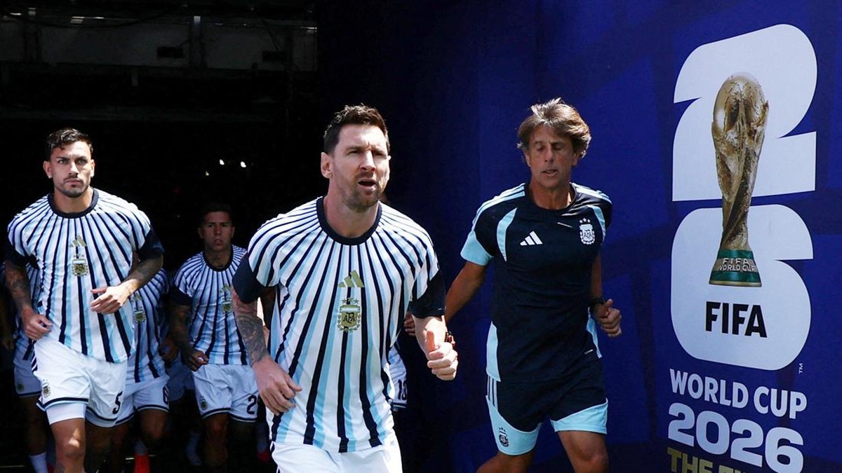 Lionel Messi (depan) saat final Piala Dunia 2026 lalu. Foto: REUTERS/Lee Smith