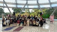 img-title