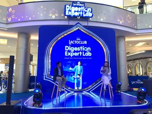 Talkshow Lactogrow Digestion Expert Lab Makassar Bahas Tumbuh Kembang Anak