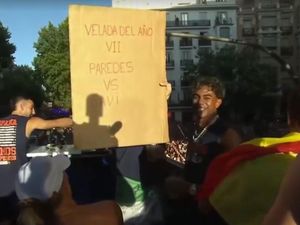 Video: Reaksi Yamal-Ruiz Baca Paredes Vs Gavi saat Selebrasi Kemenangan
