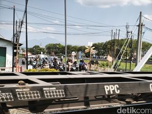 13 Perlintasan Sebidang di Semarang Tak Berpalang, Dishub Pasang EWS-Rambu