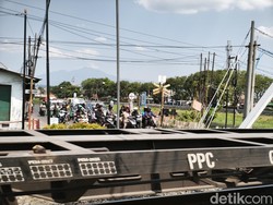 13 Perlintasan Sebidang di Semarang Tak Berpalang, Dishub Pasang EWS-Rambu