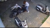 Viral Aksi Berani 2 Cewek Gagalkan Maling 2 iPhone di Temanggung