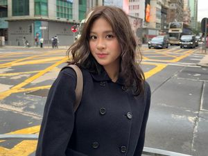 Cara Sederhana Zee Asadel Jaga Mood Saat Sibuk
