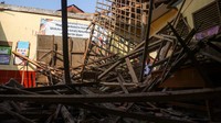 Ruang Kelas SD di Karawang Ambruk Saat Libur Sekolah